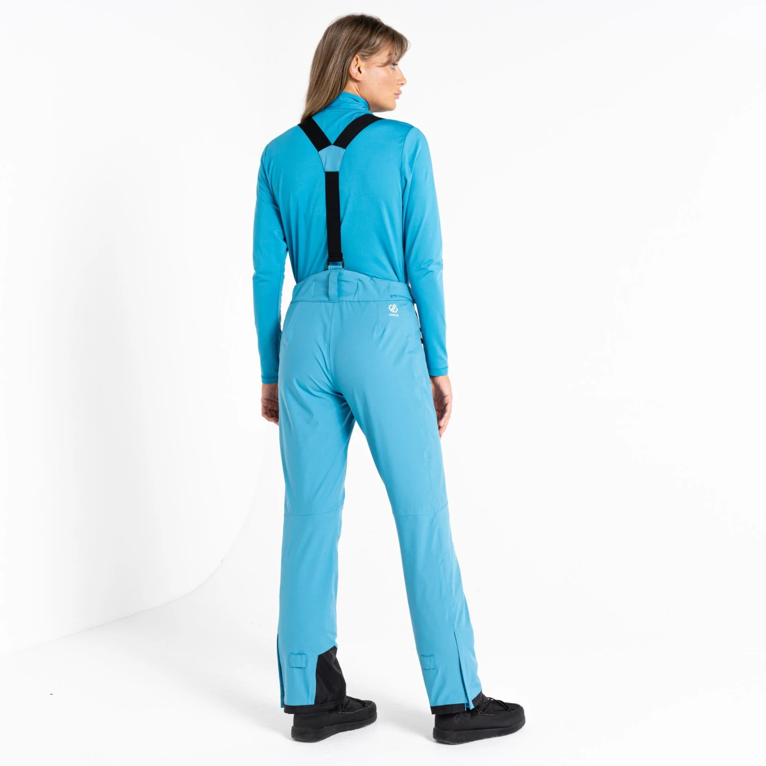 Womens Dare2b EFFUSED II CAPRI BLUE Soft Shell Ski Pant- SHORT LEG EXCLUSIVE 5 Womens Dare2b EFFUSED II CAPRI BLUE Soft Shell Ski Pant- SHORT LEG EXCLUSIVE - Image 3