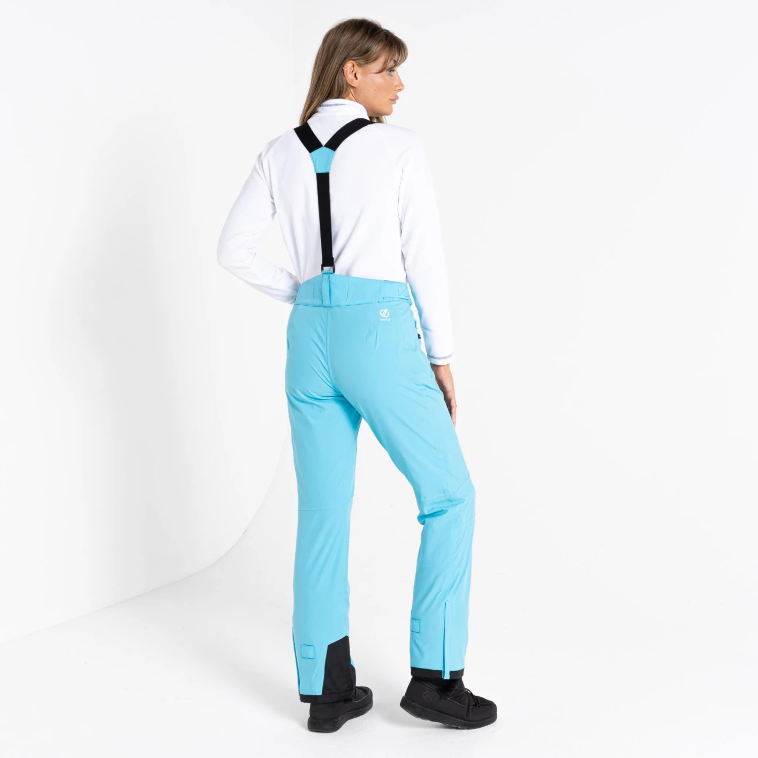 Womens Dare2b EFFUSED II RIVER BLUE Soft Shell Ski Pant- SHORT LEG EXCLUSIVE 6 Womens Dare2b EFFUSED II RIVER BLUE Soft Shell Ski Pant- SHORT LEG EXCLUSIVE - Image 4