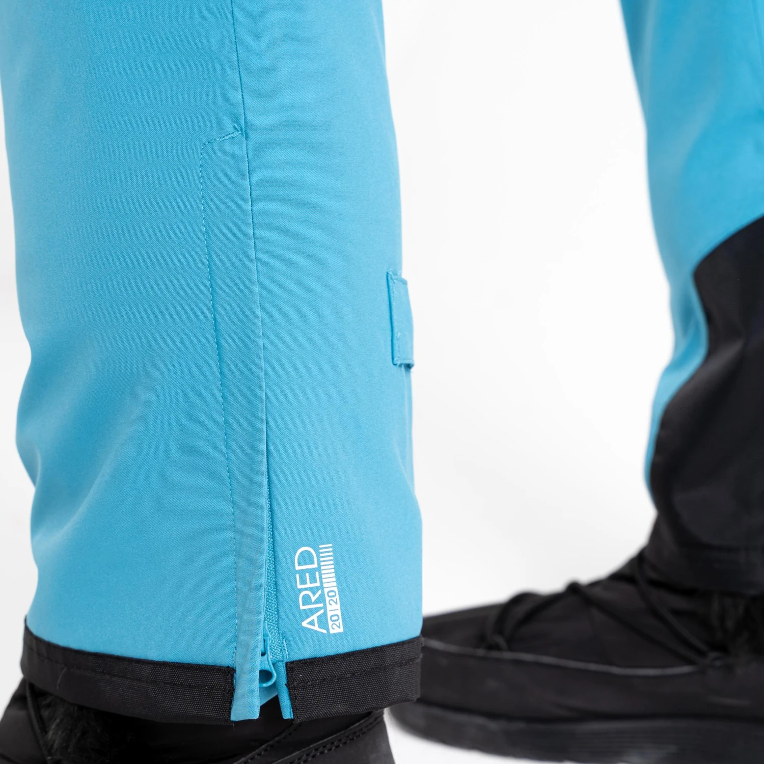 Womens Dare2b EFFUSED II CAPRI BLUE Soft Shell Ski Pant- SHORT LEG EXCLUSIVE 6 Womens Dare2b EFFUSED II CAPRI BLUE Soft Shell Ski Pant- SHORT LEG EXCLUSIVE - Image 4