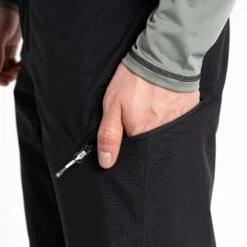 Mens Dare2b ABSOLUTE II BLACK Recycled Ski Pant- REG LEG -Cheap Ski Store 6f4da0b3c46b66e36b6fefe67d13b084