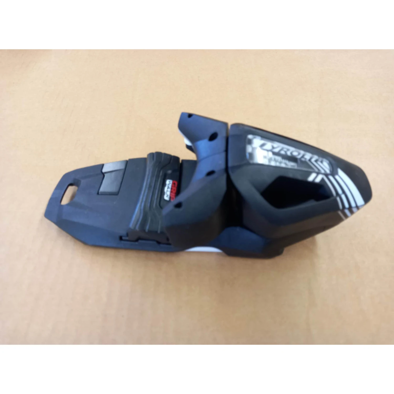 Pair Tyrolia/Head PR11 GW Ski Binding Black/White (Toe And Heel Piece Set ) C/w 85mm Brake 5 Pair Tyrolia/Head PR11 GW Ski Binding Black/White (Toe And Heel Piece Set ) C/w 85mm Brake - Image 3